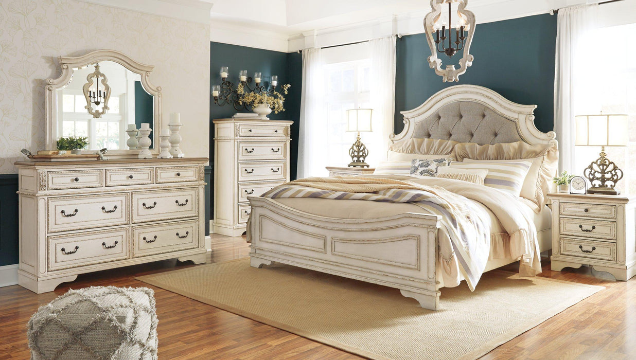Realyn Upholstered Bed - House n2 Home Furniture (Manchester,GA)