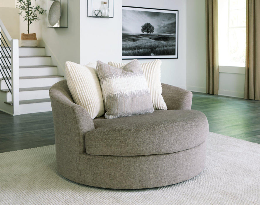Creswell Oversized Swivel Accent Chair - House n2 Home Furniture (Manchester,GA)