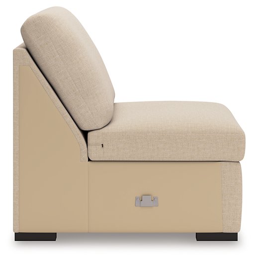 LadyMae Sectional with Chaise - House n2 Home Furniture (Manchester,GA)