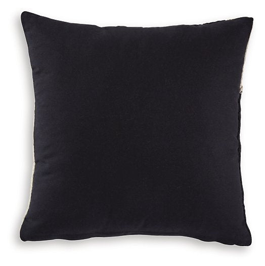 Veerbank Pillow (Set of 4) - House n2 Home Furniture (Manchester,GA)