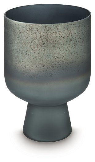 Pennmore Vase - House n2 Home Furniture (Manchester,GA)