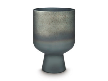 Pennmore Vase - House n2 Home Furniture (Manchester,GA)