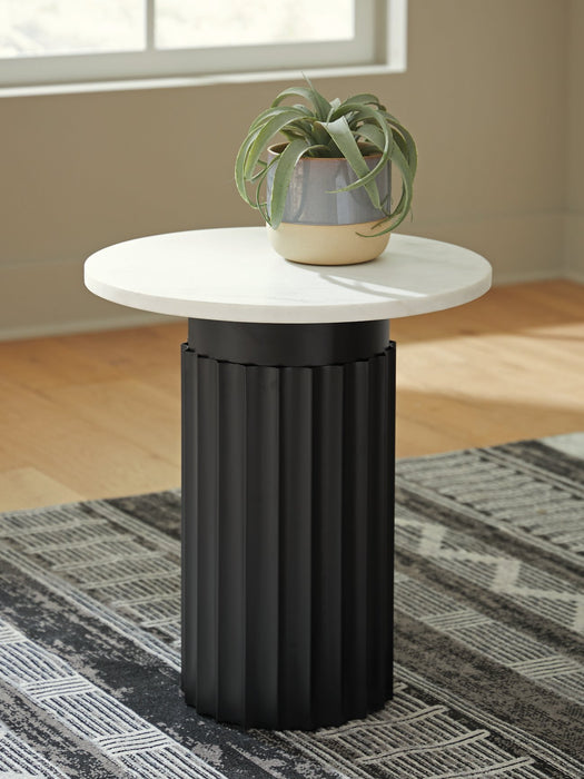 Wainstone Accent Table - House n2 Home Furniture (Manchester,GA)