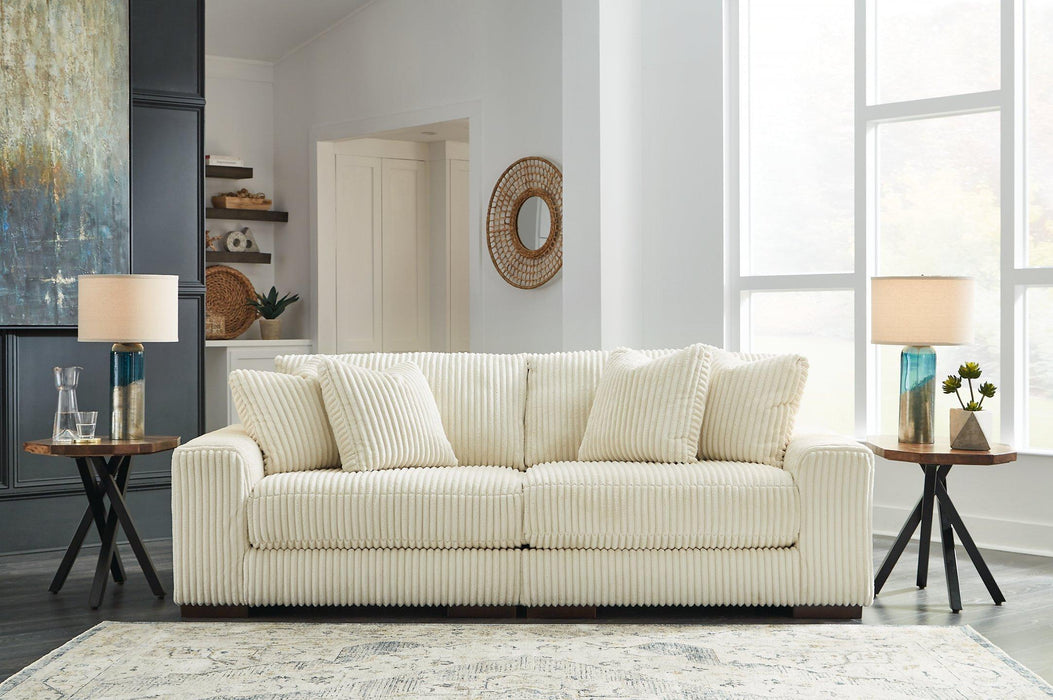 Lindyn Sectional Sofa - House n2 Home Furniture (Manchester,GA)