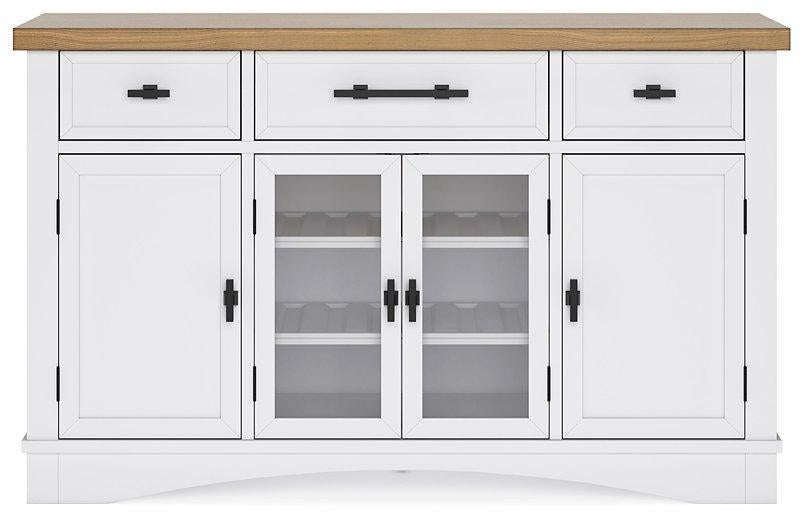 Ashbryn Dining Server