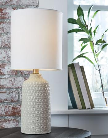 Donnford Table Lamp - House n2 Home Furniture (Manchester,GA)