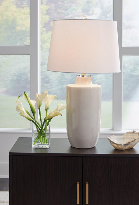 Cylener Table Lamp - House n2 Home Furniture (Manchester,GA)