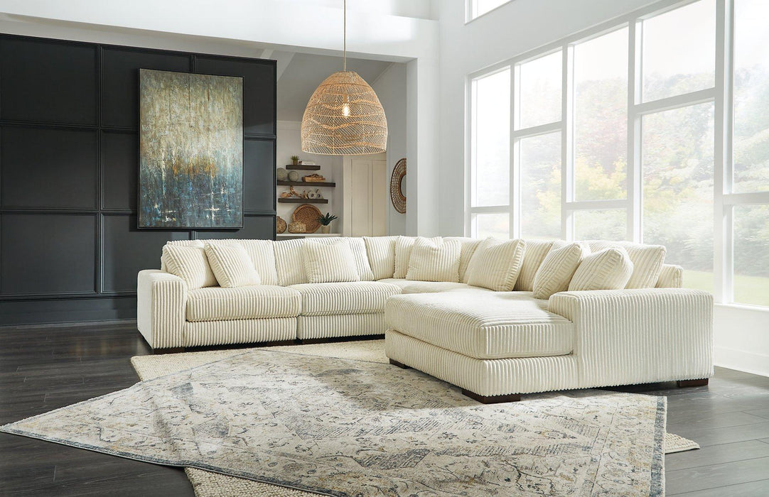 Lindyn Sectional with Chaise - House n2 Home Furniture (Manchester,GA)