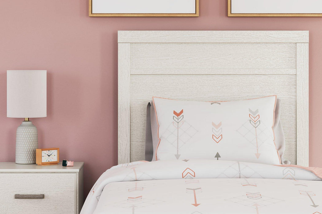 Stelsie Bed - House n2 Home Furniture (Manchester,GA)