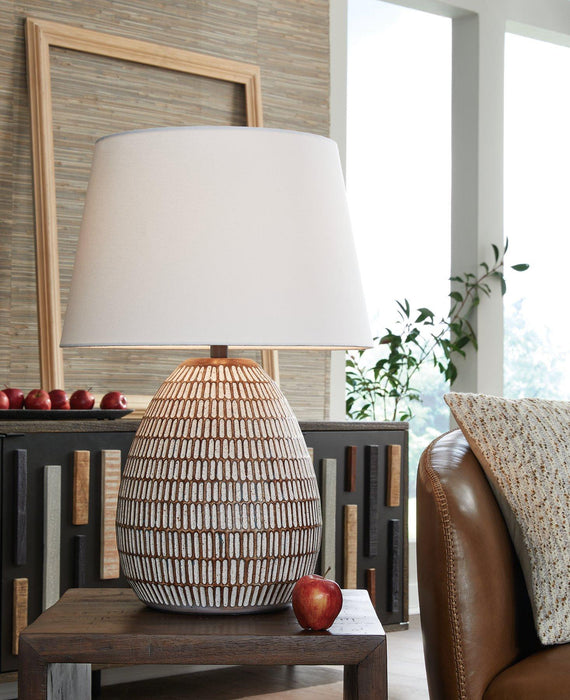 Darrich Table Lamp - House n2 Home Furniture (Manchester,GA)