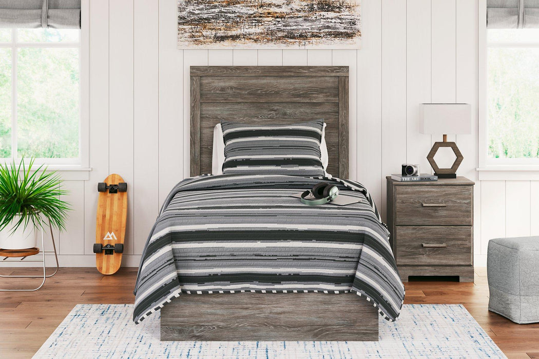 Ralinksi Bedroom Set - House n2 Home Furniture (Manchester,GA)