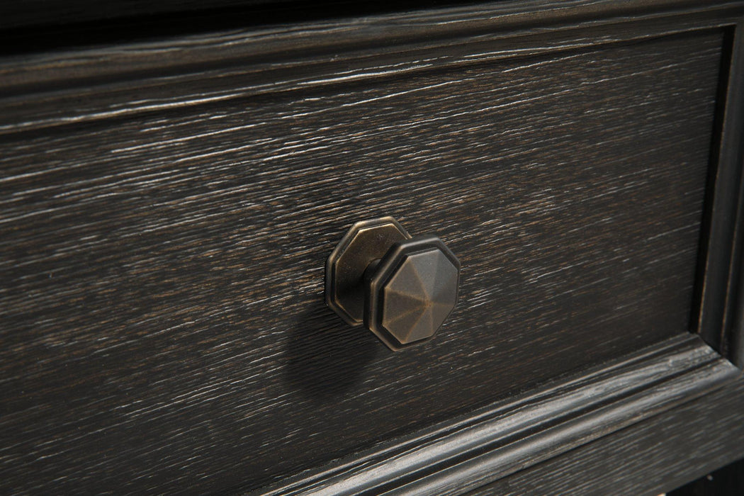 Tyler Creek Table Set - House n2 Home Furniture (Manchester,GA)