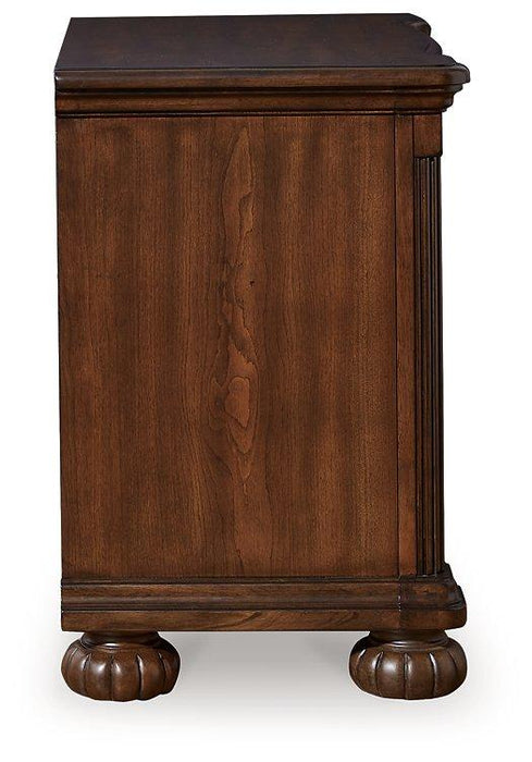 Lavinton Bedroom Set - House n2 Home Furniture (Manchester,GA)