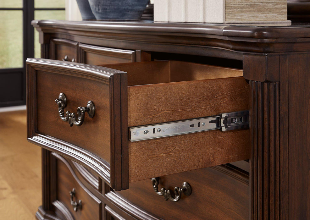 Lavinton Bedroom Set - House n2 Home Furniture (Manchester,GA)
