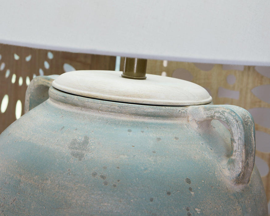 Shawburg Lamp Set - House n2 Home Furniture (Manchester,GA)