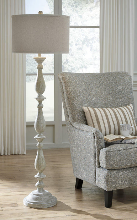 Bernadate Lamp Set - House n2 Home Furniture (Manchester,GA)