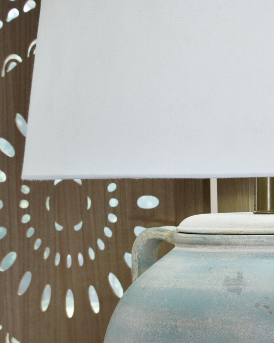 Shawburg Lamp Set - House n2 Home Furniture (Manchester,GA)