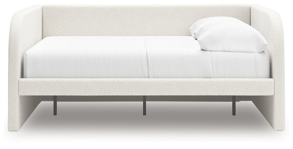 Arloster Upholstered Bed - House n2 Home Furniture (Manchester,GA)