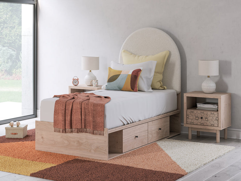 Arloster Upholstered Bed - House n2 Home Furniture (Manchester,GA)