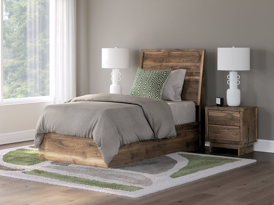Chirason Bed - House n2 Home Furniture (Manchester,GA)