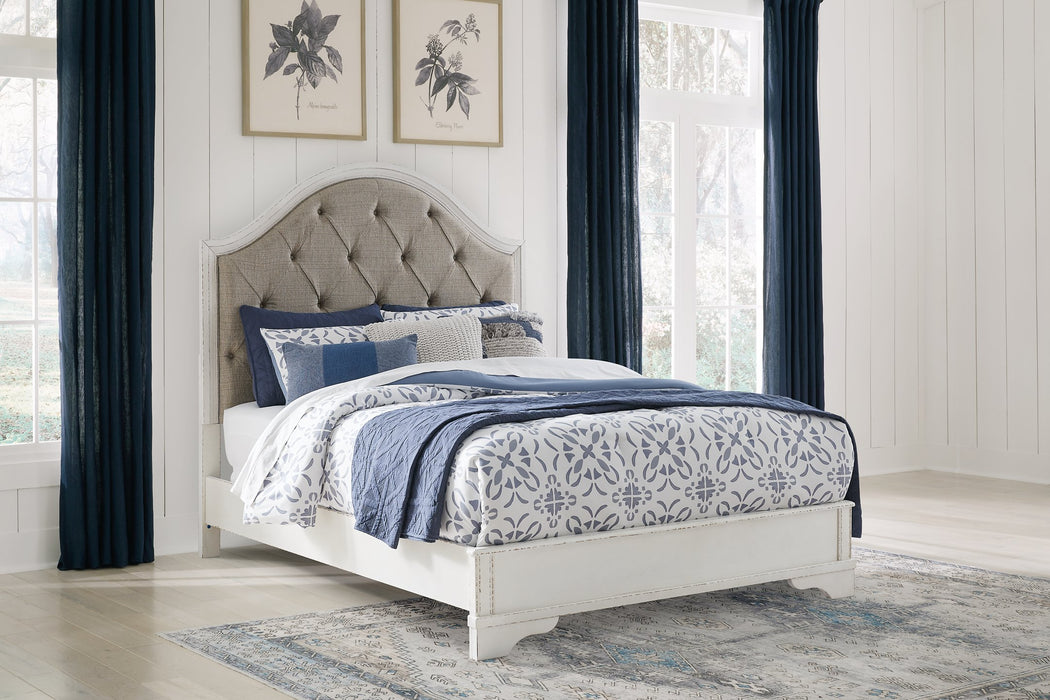 Blendon Upholstered Bed - House n2 Home Furniture (Manchester,GA)