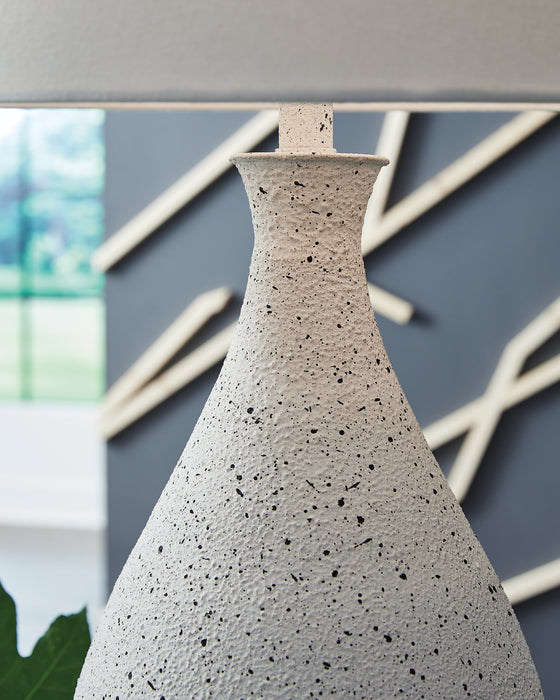 Wyattford Table Lamp - House n2 Home Furniture (Manchester,GA)
