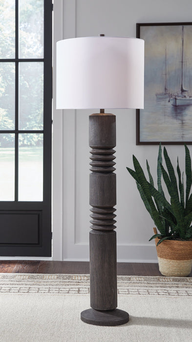 Fainwell Floor Lamp - House n2 Home Furniture (Manchester,GA)