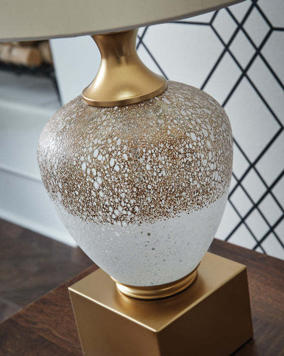 Tavisburg Table Lamp - House n2 Home Furniture (Manchester,GA)