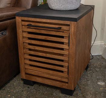 Kallari Chairside End Table - House n2 Home Furniture (Manchester,GA)