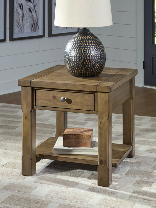 Vandenmore End Table - House n2 Home Furniture (Manchester,GA)