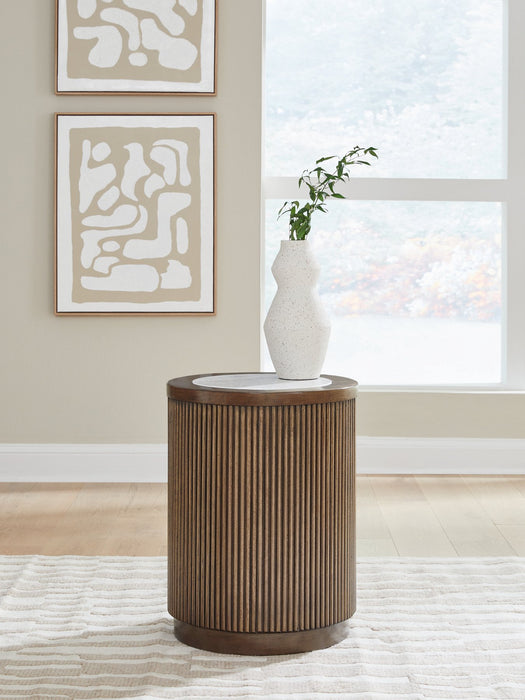 Hadonna End Table - House n2 Home Furniture (Manchester,GA)