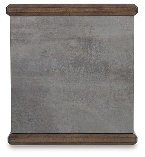 Kallenny End Table - House n2 Home Furniture (Manchester,GA)